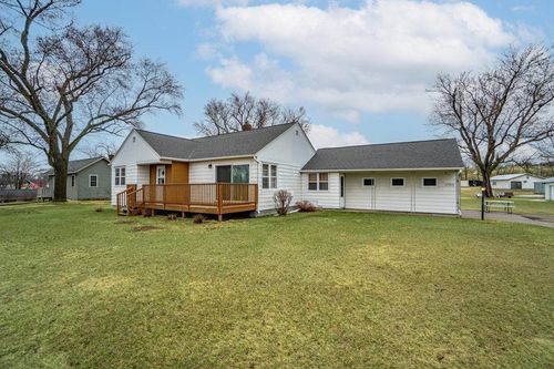 25814 E Mondovi St, ELEVA, WI, 54738-9335 | Card Image