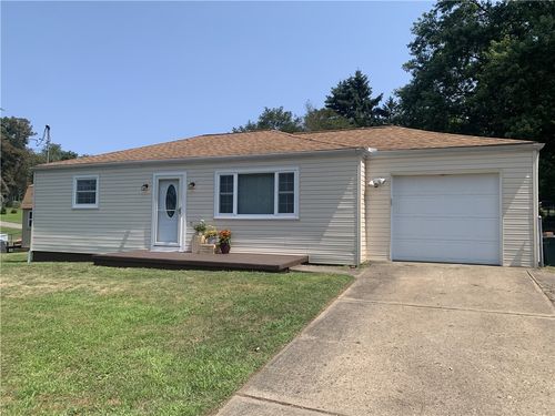 729 Naysmith Rd, N Versailles, PA, 15137-2343 | Card Image