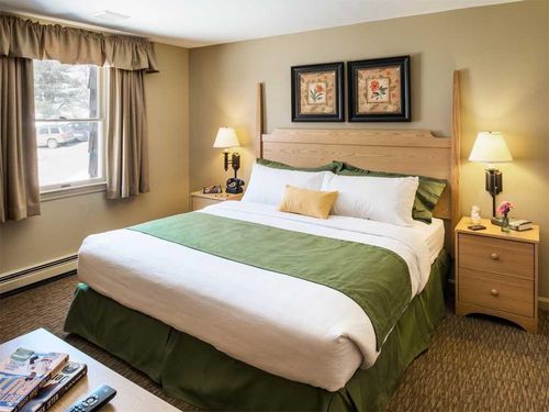 floating-week-17-23-and-37-516 Steele Hill Road, Sanbornton, NH, 03269 | Card Image