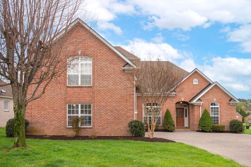 651 Bonita Pkwy S, Hendersonville, TN, 37075-4643 | Card Image