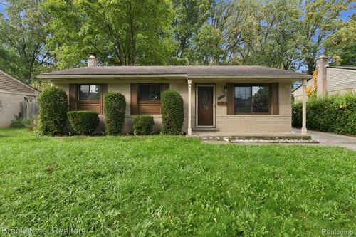 34116 Kennedy St, Westland, MI, 48185-6931 | Card Image