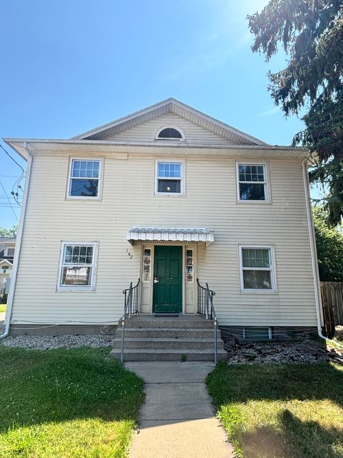 4-142 N Riverview Dr, Kalamazoo, MI, 49004-1345 | Card Image