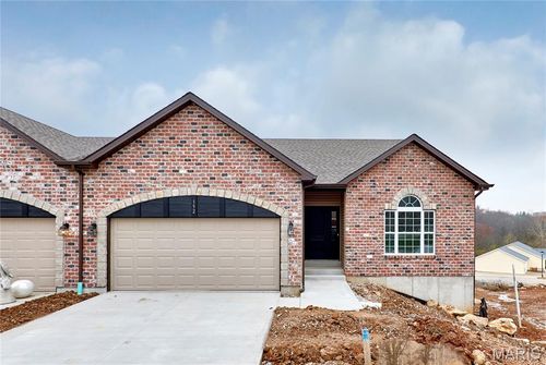 152 Canyon Creek Cir, Moscow Mills, MO, 63362-3252 | Card Image