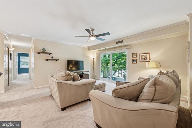 290 - 290 Old Forge Xing, Condo with 2 bedrooms, 2 bathrooms and null parking in DEVON PA | Image 4