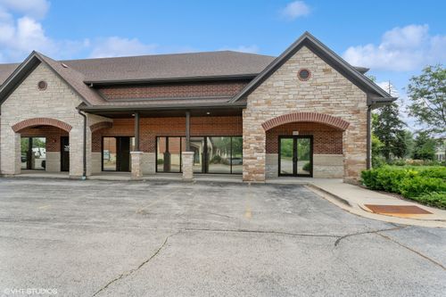 550 W Boughton Rd, Bolingbrook, IL, 60440-5705 | Card Image