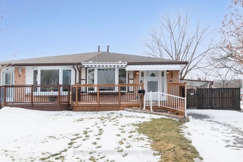 2035 Carleton Crt, Burlington, ON, L7P3S6 | Card Image