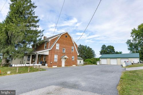 8 Kraft Ln, THOMASVILLE, PA, 17364-9780 | Card Image