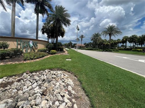 2170 Embarcadero Way, North Fort Myers, FL, 33917-7724 | Card Image