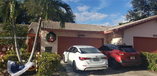 36-3426 Spring Bluff Pl, Lauderhill, FL, 33319-5104 | Card Image