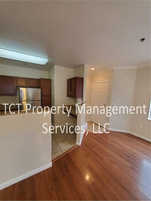 2053-2134 E Broadway Rd, Tempe, AZ, 85282-1773 | Card Image