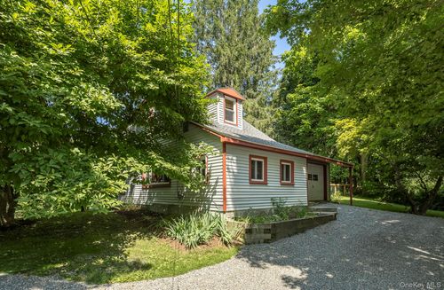 26 Hunns Lake Pl, Stanfordville, NY, 12581-5622 | Card Image