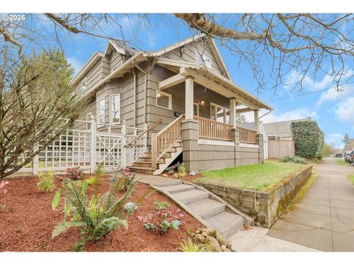 2624 Ne Sumner St, Portland, OR, 97211 | Card Image