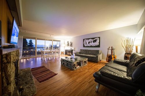 1144 Ottaburn Rd, West Vancouver, BC, V7S2J8 | Card Image