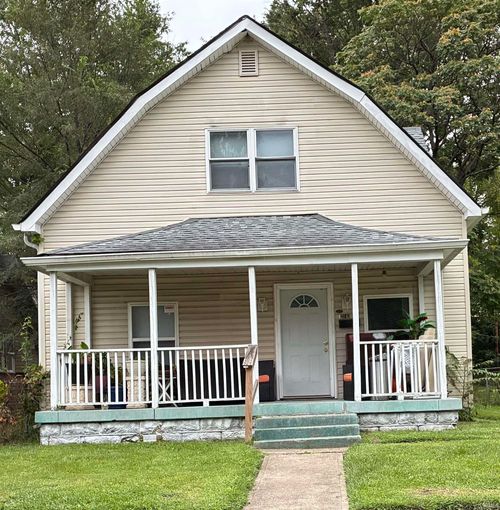 135 S Wabash St, Peru, IN, 46970-2204 | Card Image