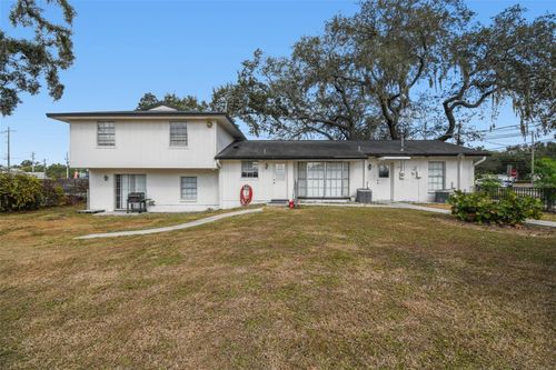 855 E Brandon Blvd, Brandon, FL, 33511-5418 | Card Image