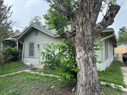 315 Linares St, San Antonio, TX, 78225 | Card Image