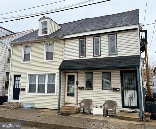 302 Jersey Ave, Gloucester City, NJ, 08030-2308 | Card Image