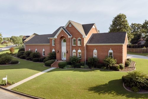 111 Stoney Creek Dr, Florence, AL, 35633-1582 | Card Image
