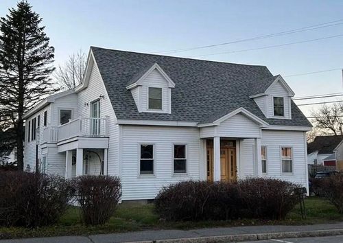 232 Main Street, Rockland, ME, 04841 | Card Image