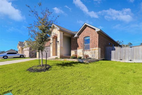 205 Scenic Hills Cir, Georgetown, TX, 78628-2570 | Card Image