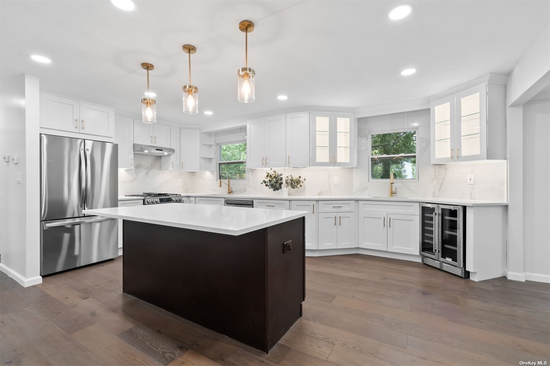 Jumel Pl, Dix Hills, NY 11746