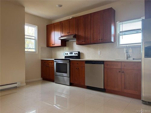apt-2n-63 Orchard St, Marlboro, NY, 12542-6192 | Card Image