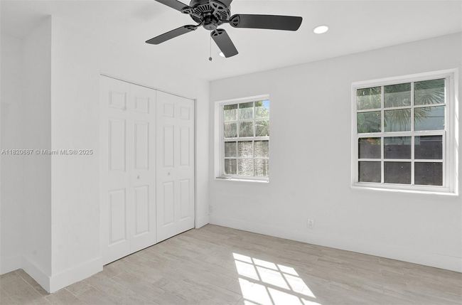 1608 Ne 34 Th St, House other with 4 bedrooms, 3 bathrooms and null parking in Oakland Park FL | Image 8