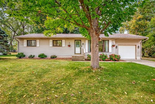 1129 Wilshire Dr, Whitehall, MI, 49461-1409 | Card Image