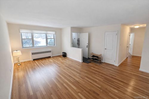 173-212-03 16th Ave, Bayside, NY, 11360-1524 | Card Image