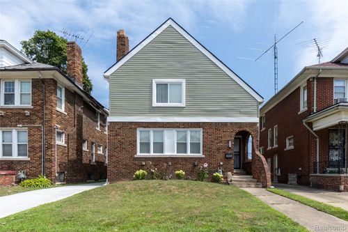 9330 Wildemere St, Detroit, MI, 48206-1900 | Card Image