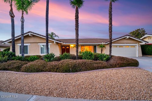 2147 Mccrea Rd, Thousand Oaks, CA, 91362-1117 | Card Image