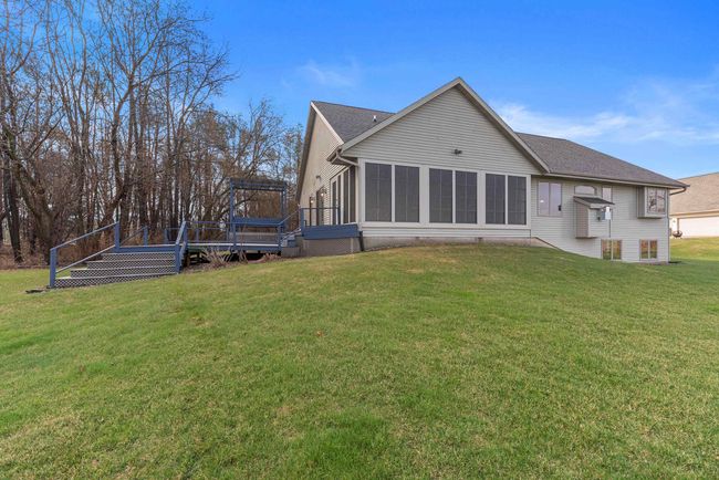 W9722 Cousins Court, House other with 3 bedrooms, 4 bathrooms and null parking in CALAMUS WI | Image 41