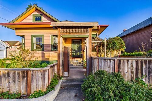 1229 Williams St, Eureka, CA, 95501-1786 | Card Image