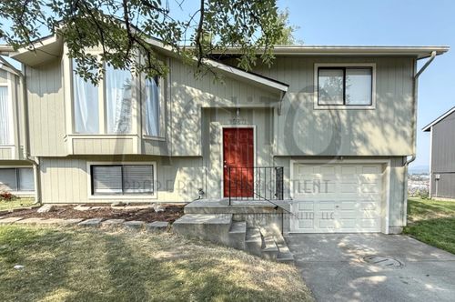 10811 E Nora Ave, Spokane Valley, WA, 99206-2507 | Card Image