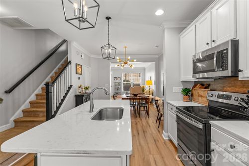 343 Hurston Cir, Charlotte, NC, 28208-4867 | Card Image