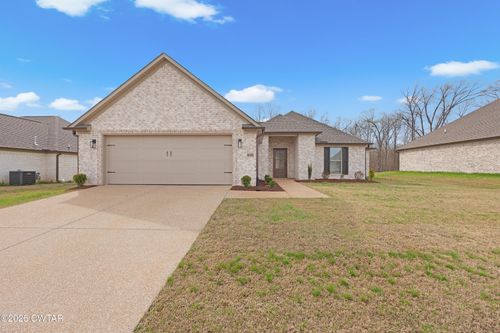 446 Fairway Blvd, Jackson, TN, 38305-8040 | Card Image