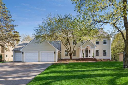 19515 Waterford Pl, Excelsior, MN, 55331-7010 | Card Image