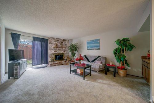 2827 Sunburst Drive, Fairfield, CA, 94533 | Card Image