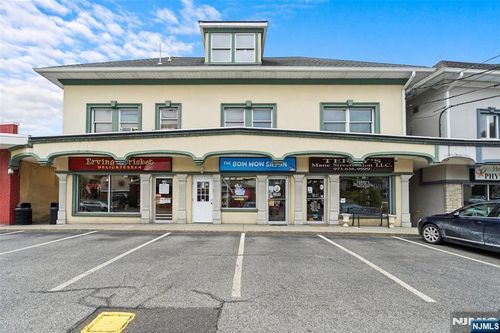 575 High Mountain Rd, North Haledon, NJ, 07508-2662 | Card Image