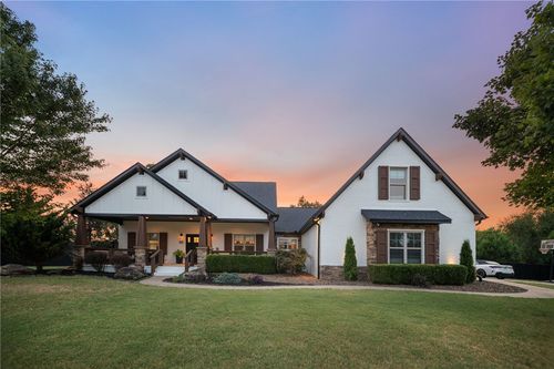12175 Lost Oak Dr, Bentonville, AR, 72712-4052 | Card Image