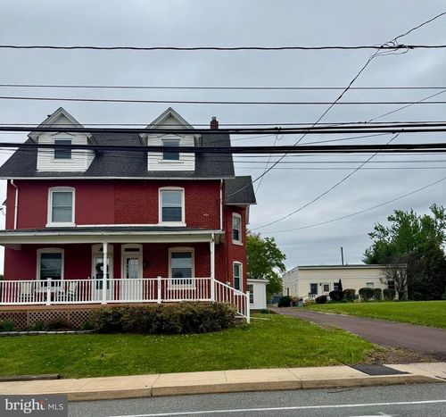 242 E Broad St, Trumbauersville, PA, 18970 | Card Image