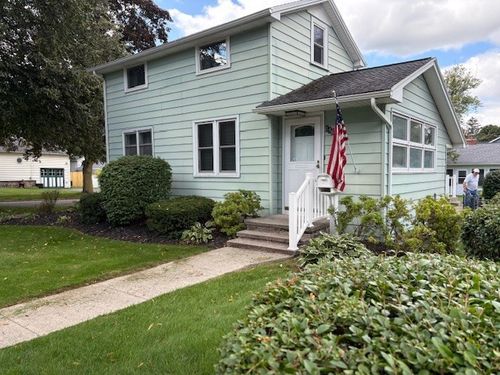 146 S Main St, Fairport, NY, 14450-2548 | Card Image