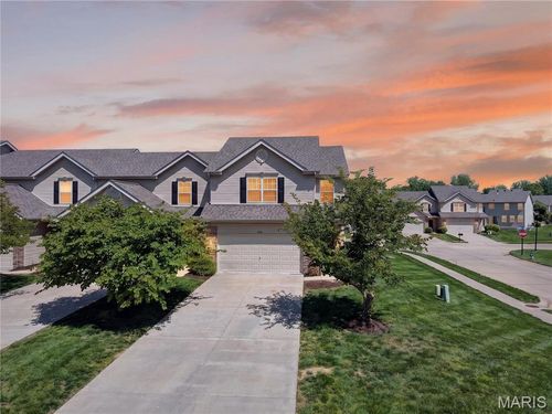 2101 Maple Glen Ct, Saint Peters, MO, 63376-7806 | Card Image