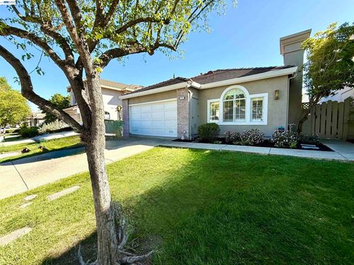 740 Glasgow Cir, Danville, CA, 94526-2938 | Card Image