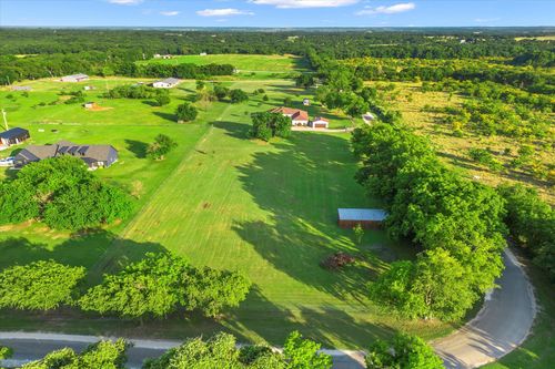 7715 County Road 206, Grandview, TX, 76050-3680 | Card Image