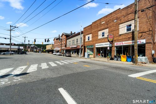 h-36 Main St, Thomaston, CT, 06787-1700 | Card Image
