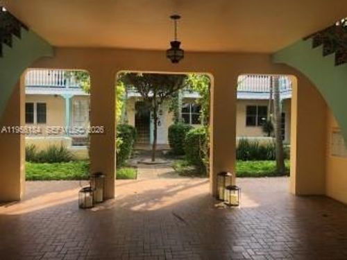 apt-202-736 13th St, Miami Beach, FL, 33139-4418 | Card Image