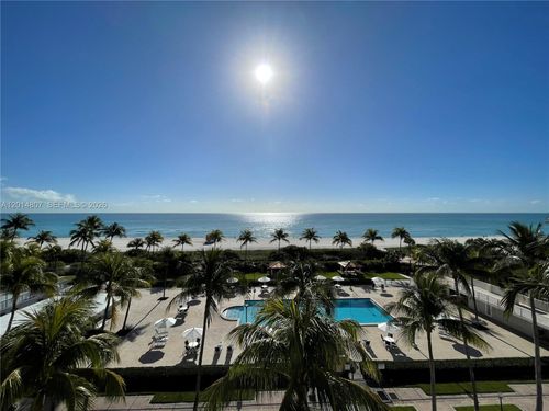 605-2625 Collins Ave, Miami Beach, FL, 33140-4748 | Card Image