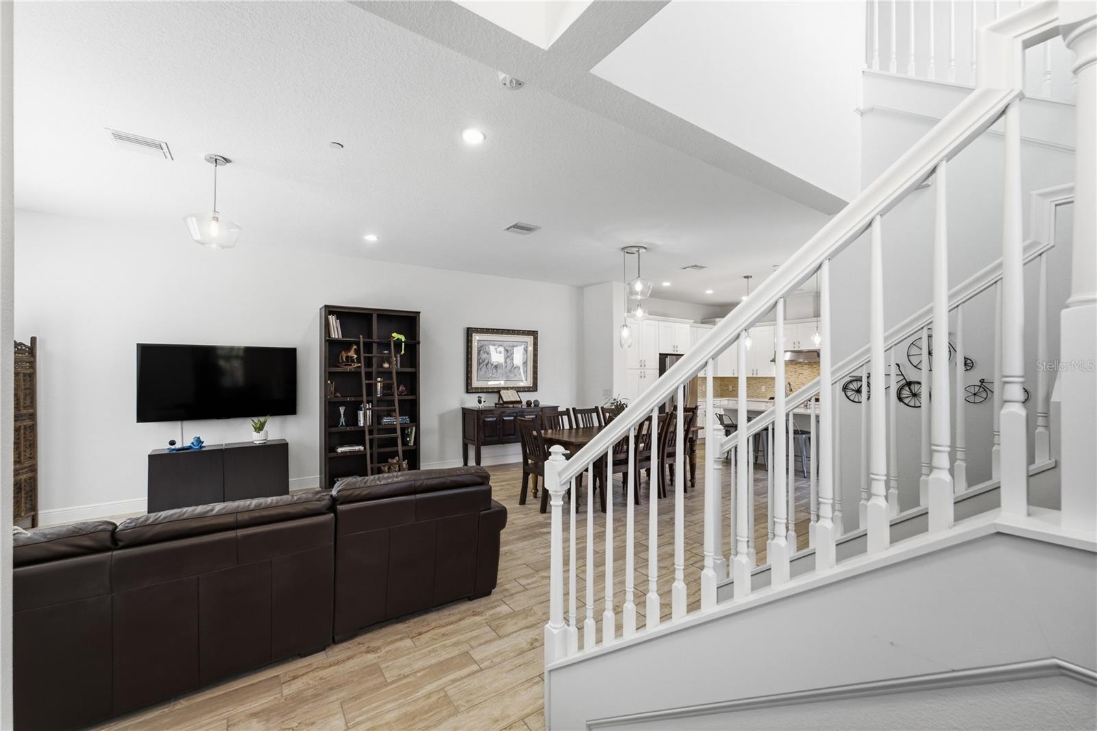 Residential in WINTER GARDEN 4