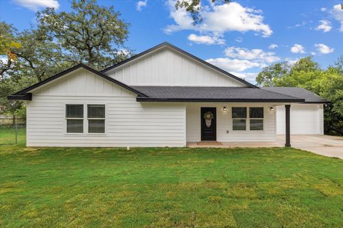 1917 Madera Dr, Waco, TX, 76705-3579 | Card Image